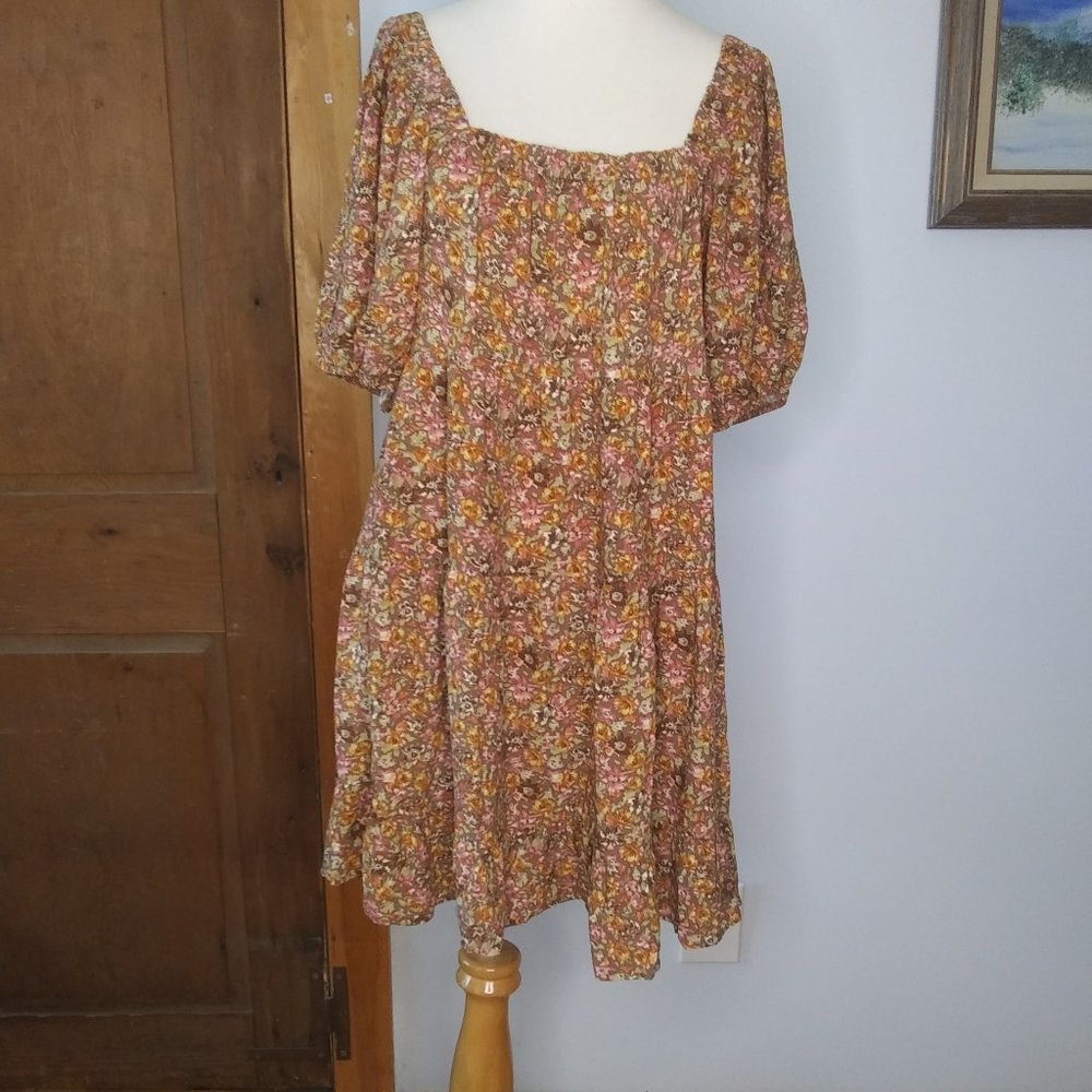 New Wild Fable  pretty Flowy  short dress size M